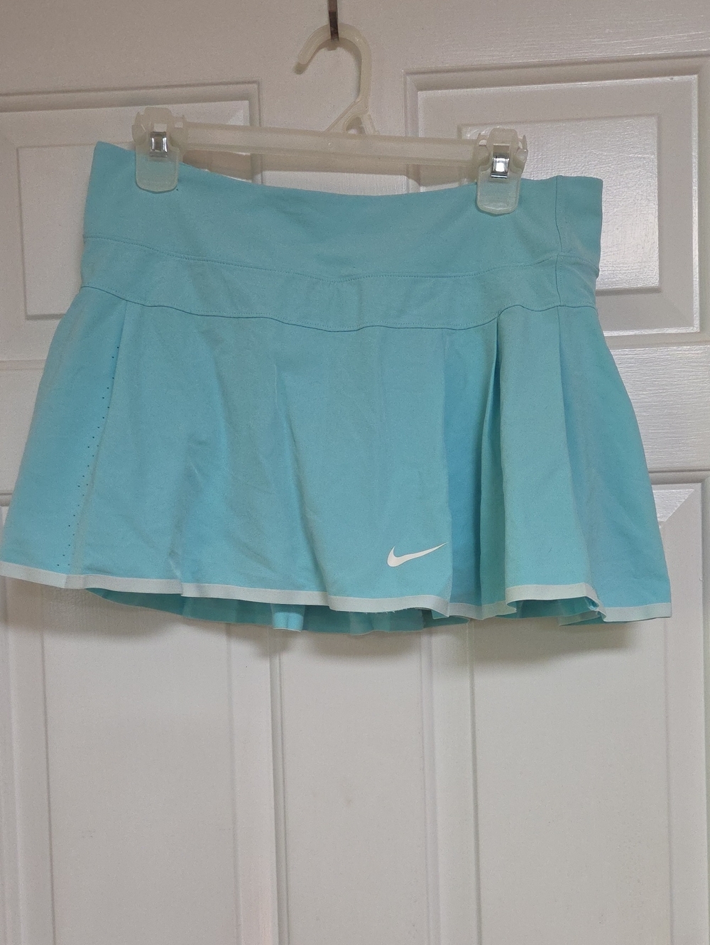 Nike Light Teal Circle Skirt with White Trim Sz Med